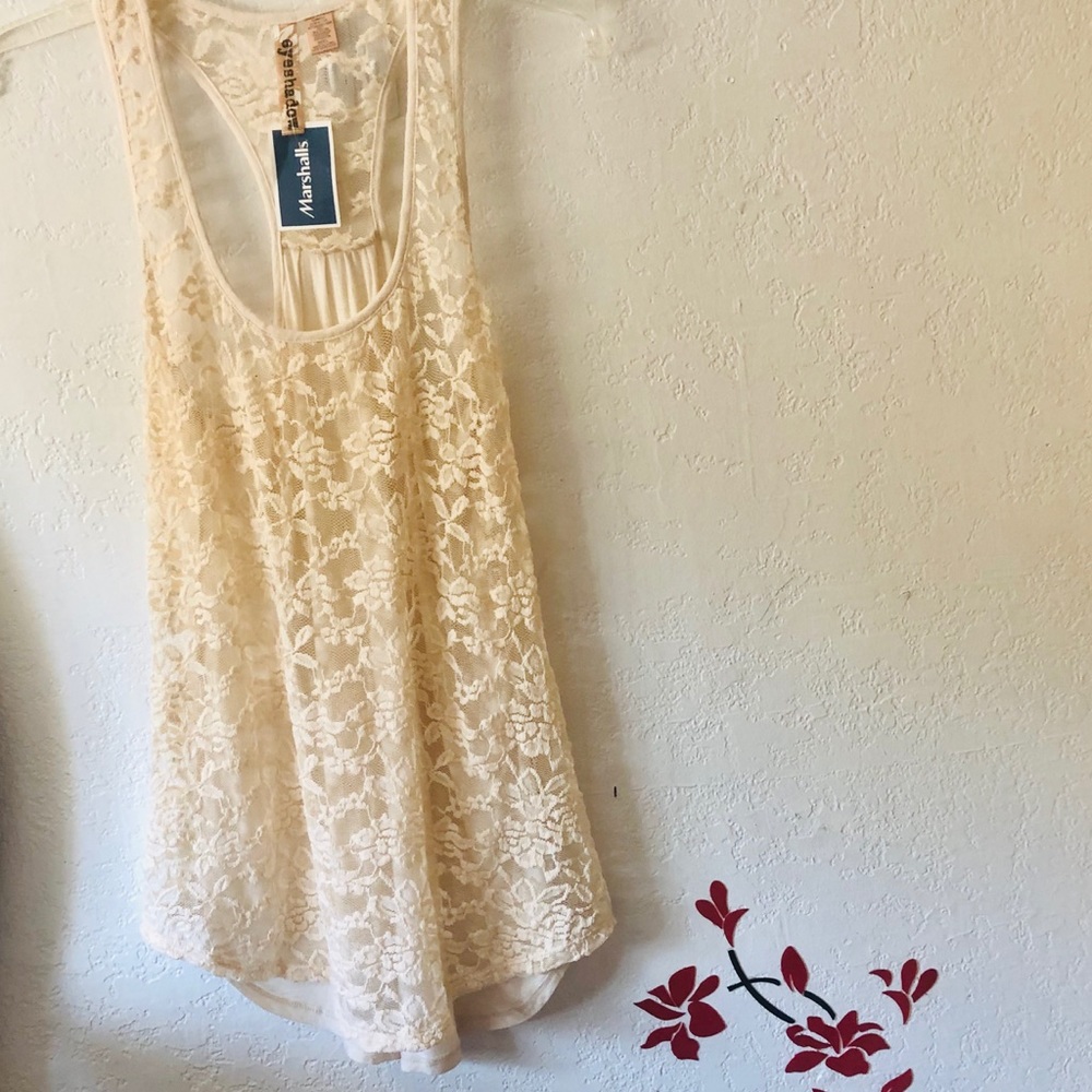 🦋Eyeshadow Floral Lacy Tank ❤️❤️